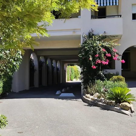 La Palme D'or Apartment *